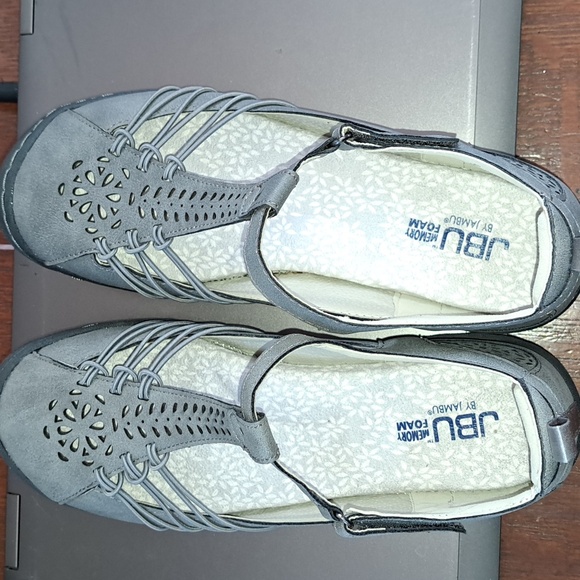 Women's Gray T-Strap Shoes JBD Memory Foam By Jambu size 9W - Picture 8 of 9